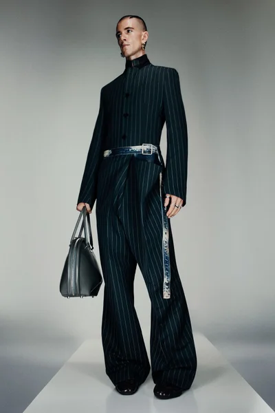 Look 27